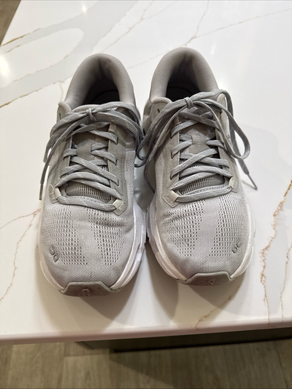 Women’s On Gray Cloudflyer Mesh Lace-Up Running Athletic Sneakers size 7.5